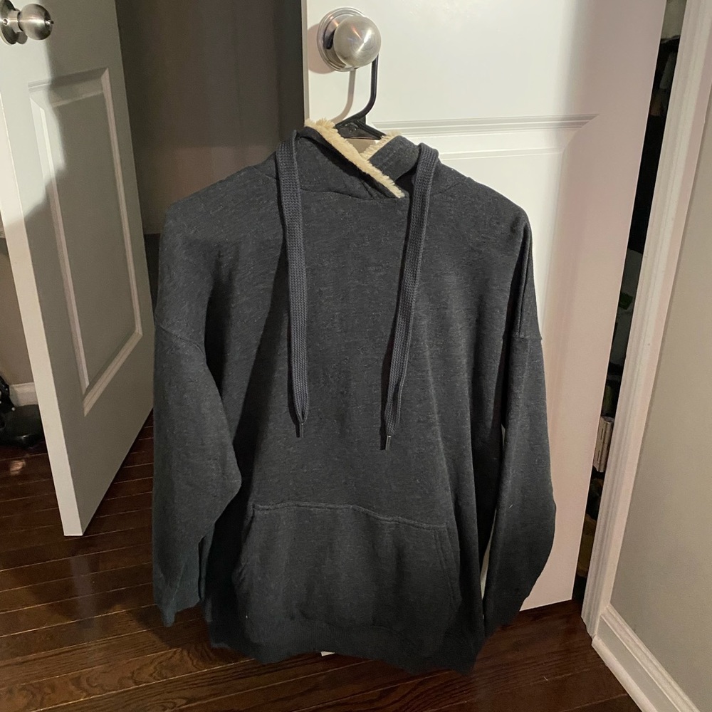 pullover hoodie